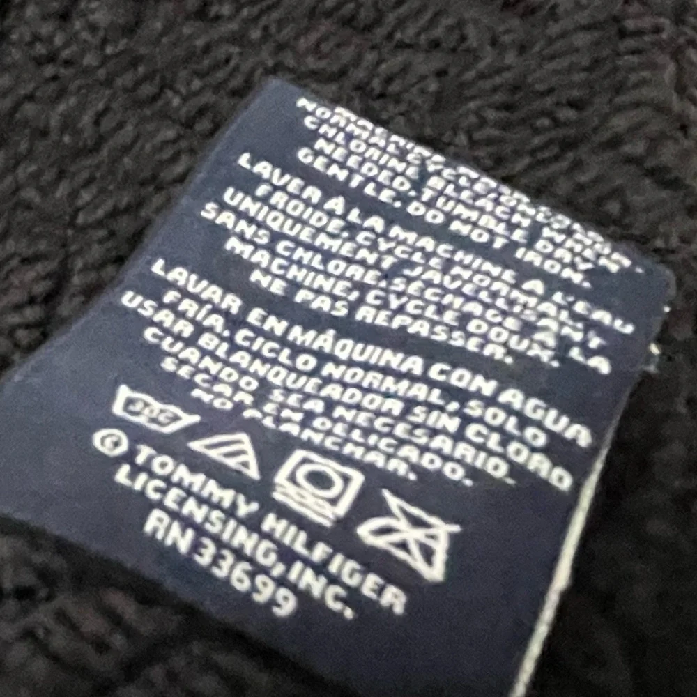 Tommy Hilfiger 27”x15” Black Cotton Hand Towels‎ (2)